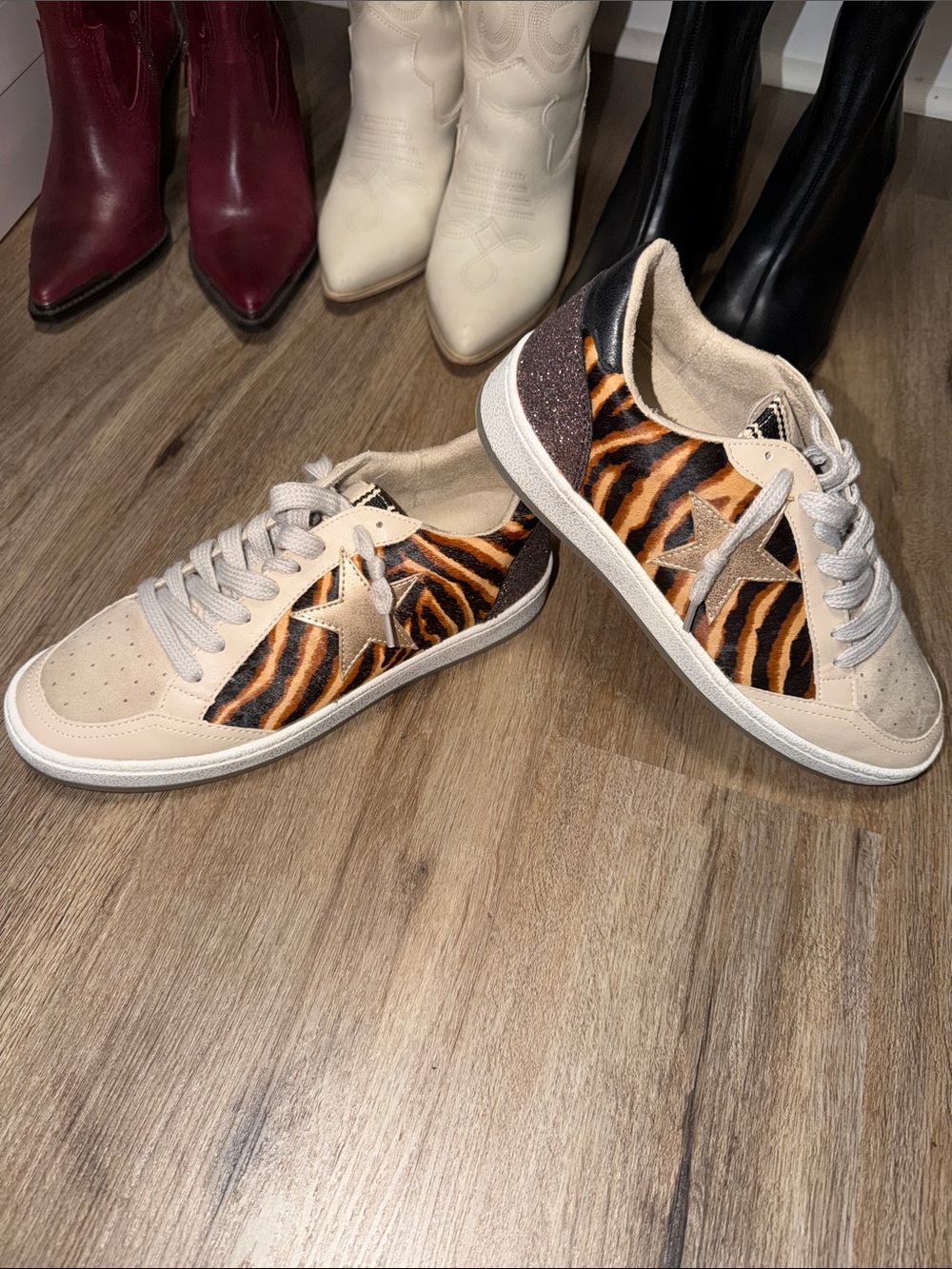 ShuShop Beige and Tiger-Print Low-Top Sneakers